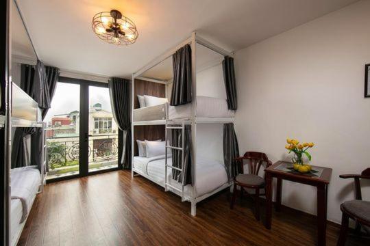 Hanoi Eastern Gate Hostel & Spa Kültér fotó