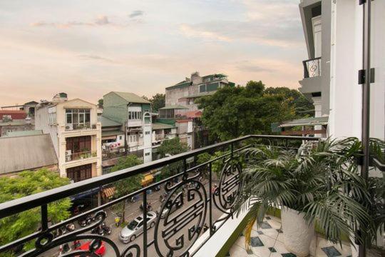 Hanoi Eastern Gate Hostel & Spa Kültér fotó